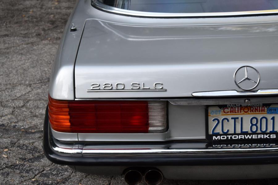 Детали экстерьера Mercedes-Benz 280 SLC (C107) 1980 года  (EU) (фото 40 из 102)
